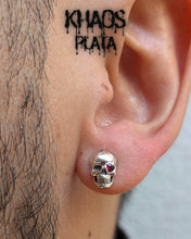 Cargar imagen en el visor de la galería, Aros calavera 4 par