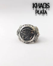 Cargar imagen en el visor de la galería, Anillo ojo de Ra 2