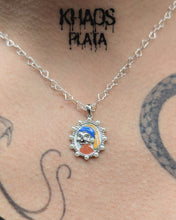 Cargar imagen en el visor de la galería, Colgante la joven de la perla