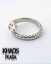 Cargar imagen en el visor de la galería, Anillo serpiente ajustable