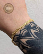 Cargar imagen en el visor de la galería, Trenzada Acabado en Oro 18 k