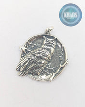 Cargar imagen en el visor de la galería, Colgante búho 2
