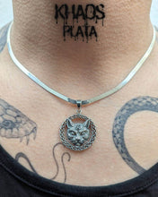 Cargar imagen en el visor de la galería, Colgante gato