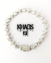 Cargar imagen en el visor de la galería, Brazalete estrellas zirconia cubica 10 mm