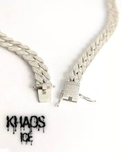 Cargar imagen en el visor de la galería, Cadena cubana 10 mm zirconia cubica