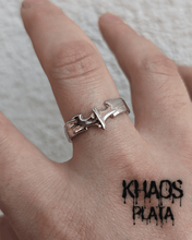 Cargar imagen en el visor de la galería, Anillo batman ajustable