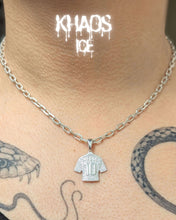 Cargar imagen en el visor de la galería, Colgante Messi zirconia cubica