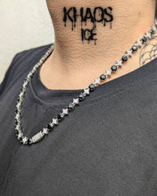 Cargar imagen en el visor de la galería, Zirconia cubica estrellas blanco y negro 8 MM