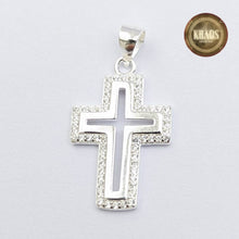 Cargar imagen en el visor de la galería, Colgante cruz 3 zirconia cubica
