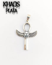 Cargar imagen en el visor de la galería, Colgante Ankh escarabajo alado