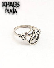 Cargar imagen en el visor de la galería, Anillo estrella y triqueta