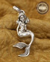 Cargar imagen en el visor de la galería, Colgante Ariel la sirenita