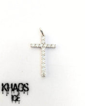 Cargar imagen en el visor de la galería, Colgante cruz delgada moissanita