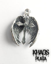 Cargar imagen en el visor de la galería, Colgante cruz alada