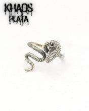 Cargar imagen en el visor de la galería, Anillo cobra ajustable