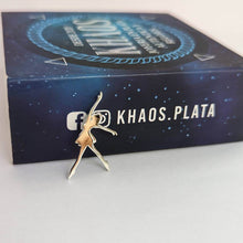 Cargar imagen en el visor de la galería, Colgante bailarina