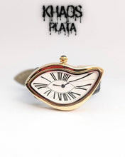 Cargar imagen en el visor de la galería, Reloj Dalí broche clásico