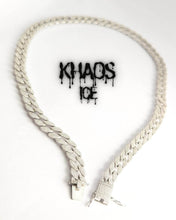 Cargar imagen en el visor de la galería, Cadena cubana 10 mm zirconia cubica