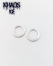 Cargar imagen en el visor de la galería, Aro argolla zirconia cúbica 1 par