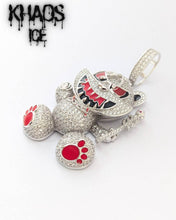 Cargar imagen en el visor de la galería, Colgante oso 1 zirconia cubica