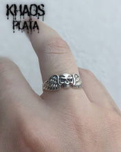 Cargar imagen en el visor de la galería, Anillo cráneo alado
