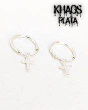 Cargar imagen en el visor de la galería, Aros argolla cruz par