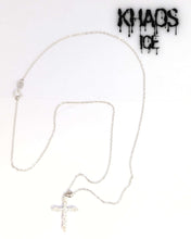 Cargar imagen en el visor de la galería, Collar cruz pequeña zirconia cubica