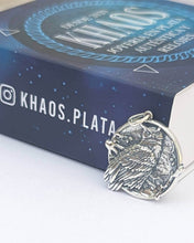 Cargar imagen en el visor de la galería, Colgante búho 2