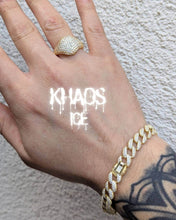 Cargar imagen en el visor de la galería, Anillo clásico moissanita acabado en oro 18k