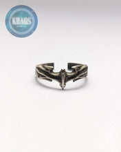 Cargar imagen en el visor de la galería, Anillo batman ajustable