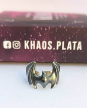 Cargar imagen en el visor de la galería, Anillo batman ajustable 2