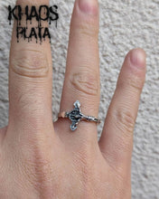 Cargar imagen en el visor de la galería, Anillo Cristo ajustable