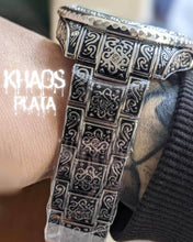 Cargar imagen en el visor de la galería, Reloj Khaos Célebre