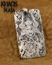 Cargar imagen en el visor de la galería, Colgante placa nipona