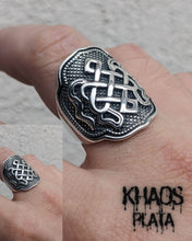 Cargar imagen en el visor de la galería, Anillo escudo ajustable