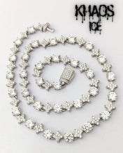 Cargar imagen en el visor de la galería, Zirconia cubica estrellas 10 MM