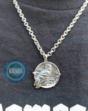 Cargar imagen en el visor de la galería, Colgante búho 2