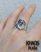 Cargar imagen en el visor de la galería, Anillo santa muerte