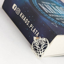 Cargar imagen en el visor de la galería, Colgante cobra