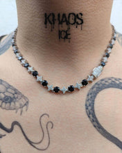 Cargar imagen en el visor de la galería, Zirconia cubica estrellas blanco y negro 8 MM