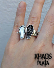 Cargar imagen en el visor de la galería, Anillo ataúd