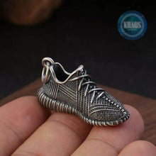 Cargar imagen en el visor de la galería, Colgante ADIDAS yezzy