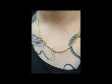 Cargar y reproducir el video en el visor de la galería, Cadena turbillon 3.3 mm/50 cm acabado en oro 18k