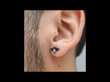 Cargar y reproducir el video en el visor de la galería, Aros murciélago zirconia cubica par