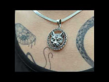 Cargar y reproducir el video en el visor de la galería, Colgante gato