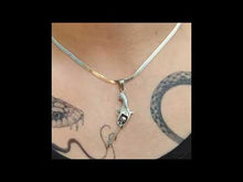 Cargar y reproducir el video en el visor de la galería, Pistola Calavera