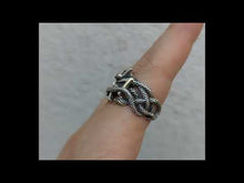Cargar y reproducir el video en el visor de la galería, Anillo cruz y serpiente
