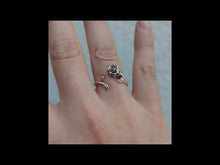 Cargar y reproducir el video en el visor de la galería, Anillo rosa calavera ajustable