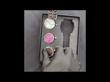 Cargar y reproducir el video en el visor de la galería, Reloj garra con cambios de color