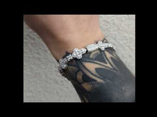 Cargar y reproducir el video en el visor de la galería, Brazalete zirconia cubica cruces 2